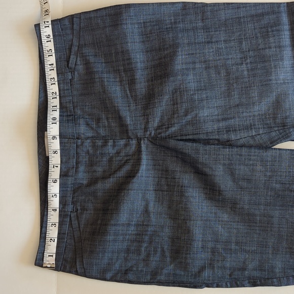 NWT Van Heusen Stretch Extensible Capri Pants 10 Short Blue Pattern - Picture 13 of 16